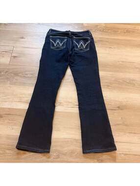 Wrangler Bootcut Jeans Bedazzled Pockets Women's 7/8 x 32